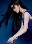 <strong>小仙女用jiojio放正</strong>